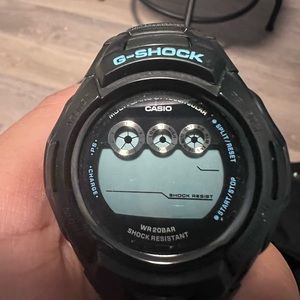 Casio g shock solar watch
